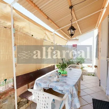 Rosmarino, Piano Terra A 150 Metri Dal Mare! By Alfareal Daire *