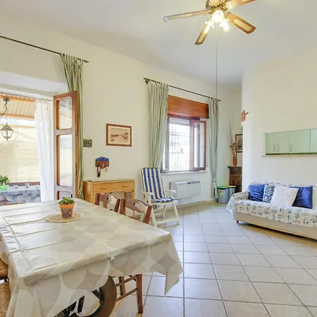 Apartment Rosmarino, Piano Terra A 150 Metri Dal Mare! By Alfareal *