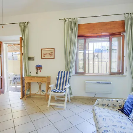Apartment Rosmarino, Piano Terra A 150 Metri Dal Mare! By Alfareal Castiglione della Pescaia